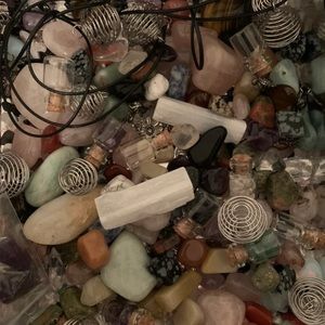 crystal confetti- 1/4 cups